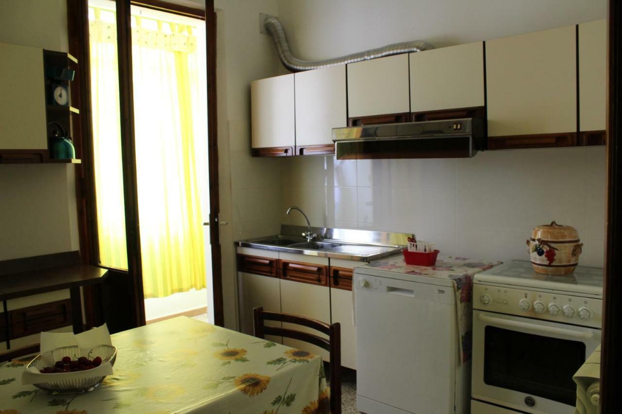 Via Roma 44 Apartment Follonica Exterior photo